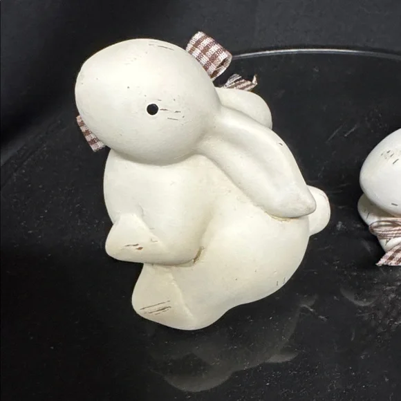 Pier 1 Set Of Two White Ceramic Rabbits - Picture 3 of 9